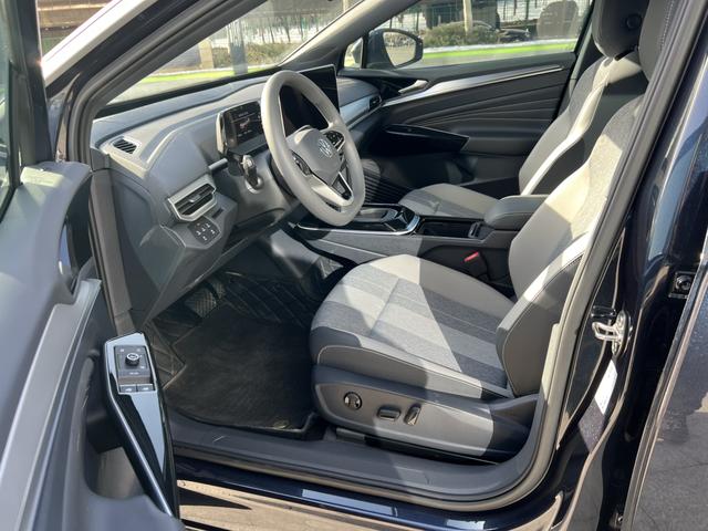 Volkswagen ID.4 2025 thumb 9