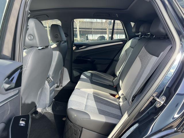 Volkswagen ID.4 2025 thumb 11
