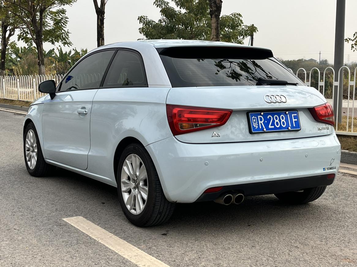Audi A1 2014 thumb 3