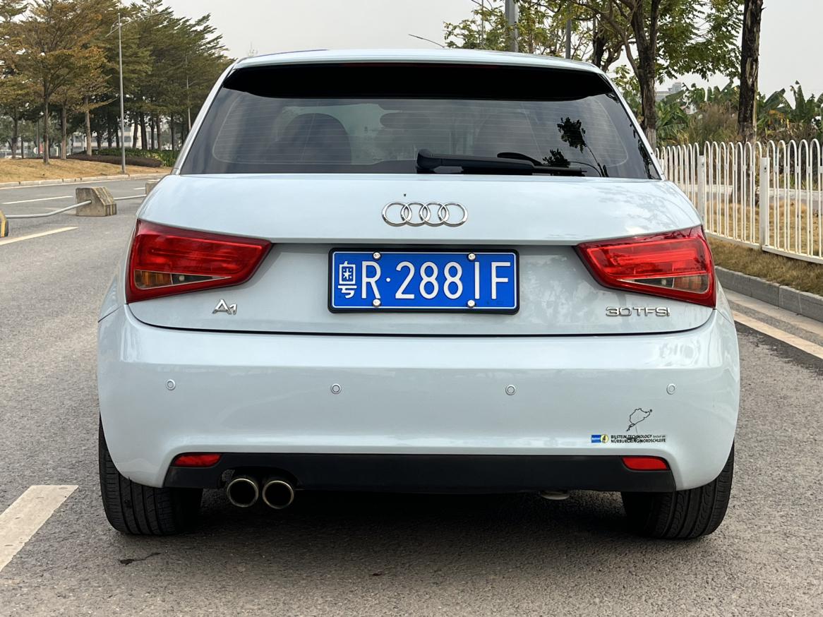 Audi A1 2014 thumb 4