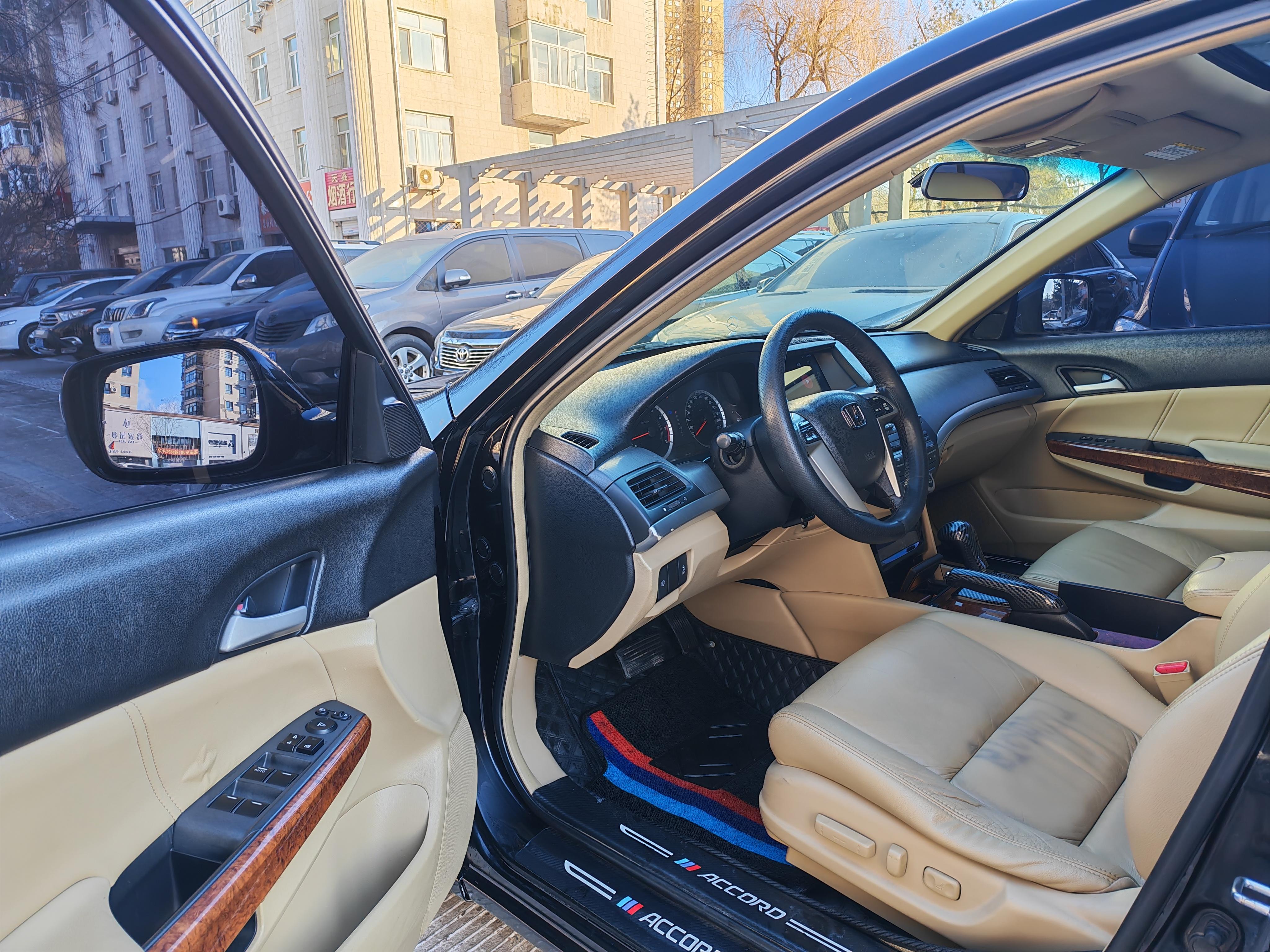 Honda Accord 2011 thumb 6