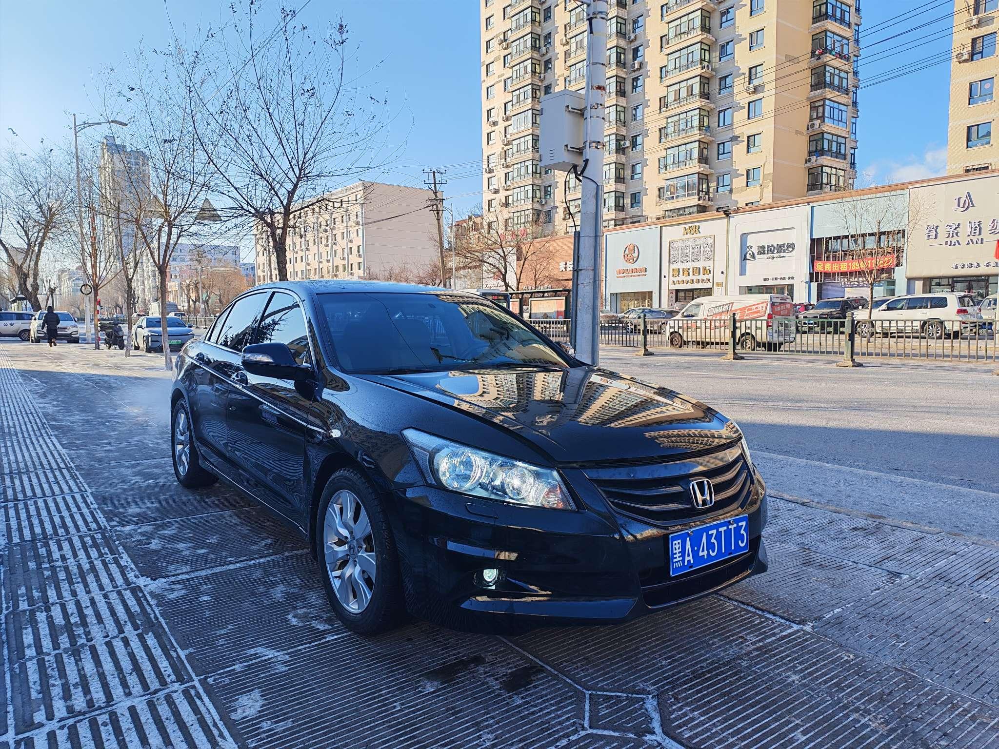 Honda Accord 2011 thumb 10