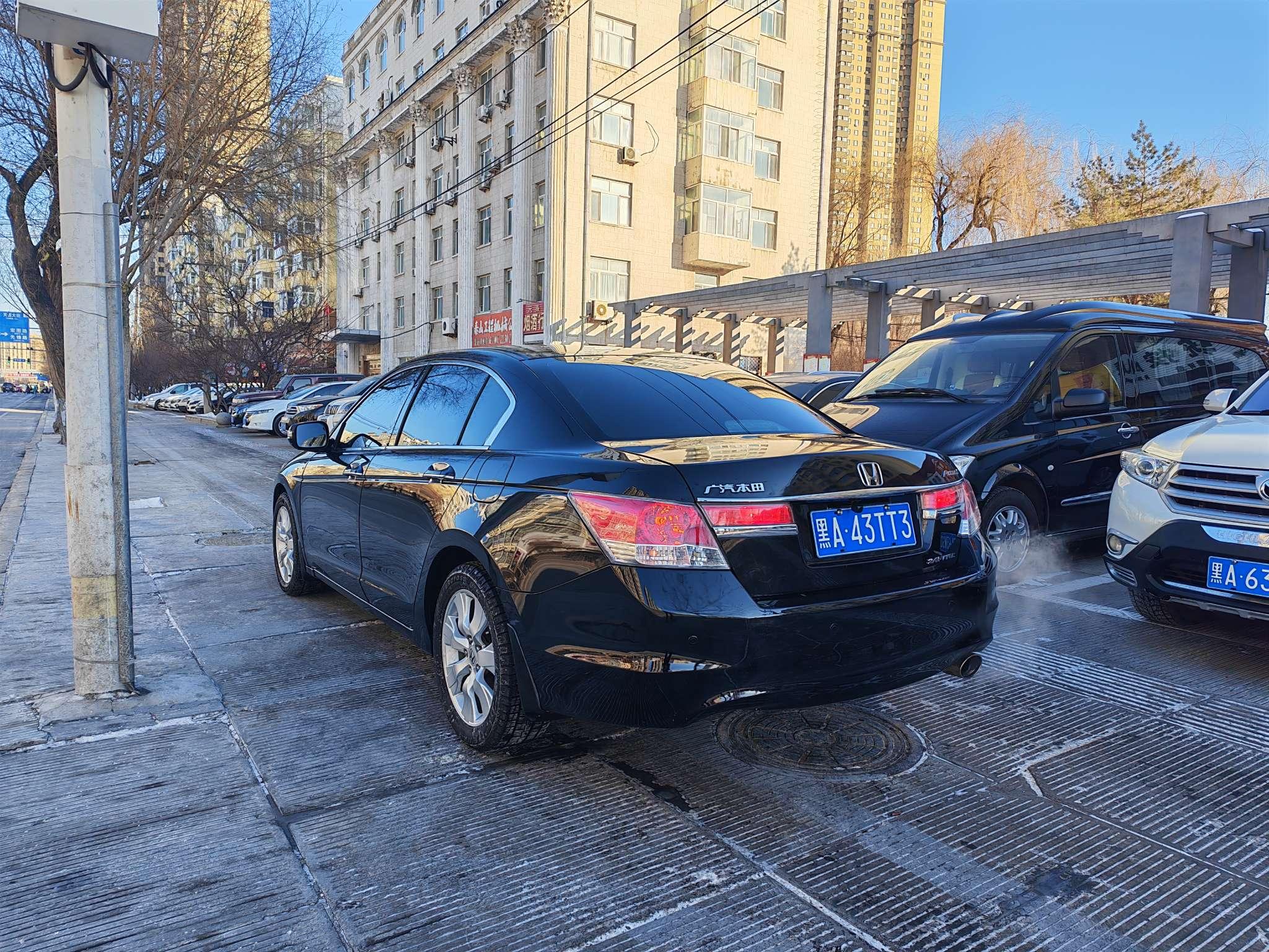 Honda Accord 2011 thumb 11