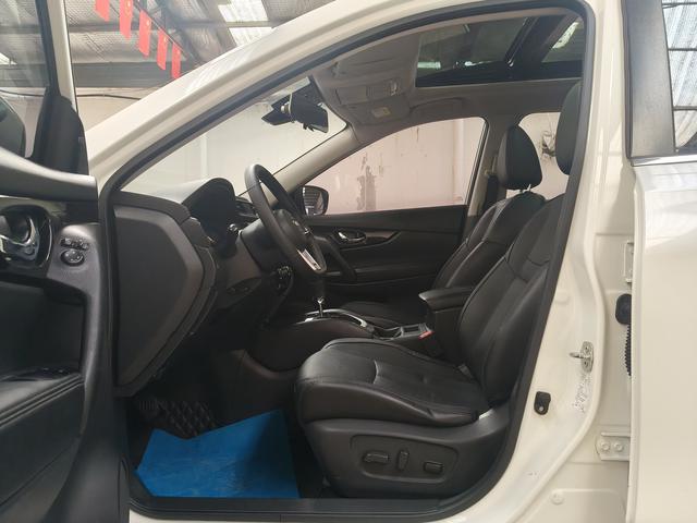 Nissan X-Trail 2019 thumb 4