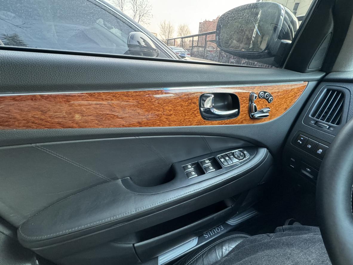 Hyundai Accent 2011 thumb 11