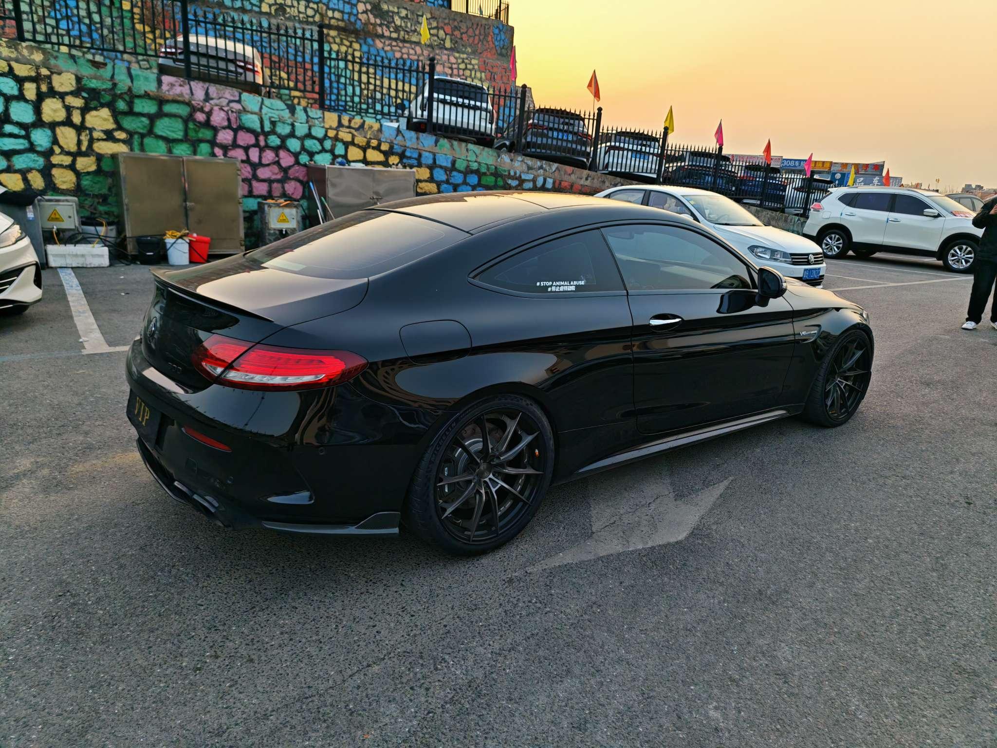 Mercedes-Benz C-Class 2017 thumb 4