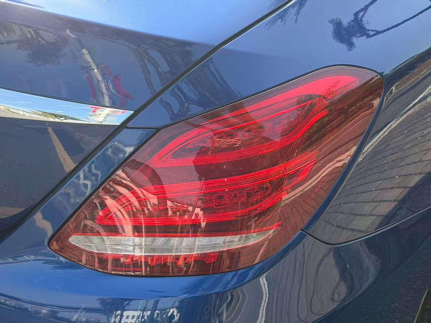 Mercedes-Benz C-Class 2018 thumb 4