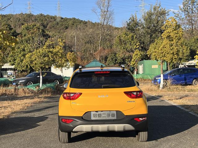 Kia Stonic 2021 thumb 3