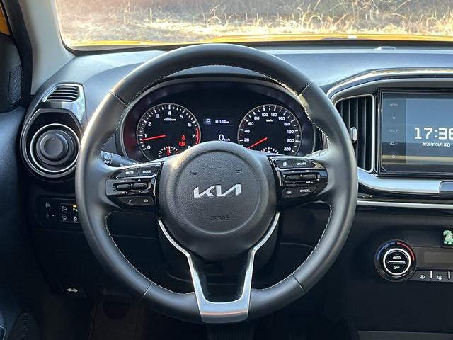 Kia Stonic 2021 thumb 10