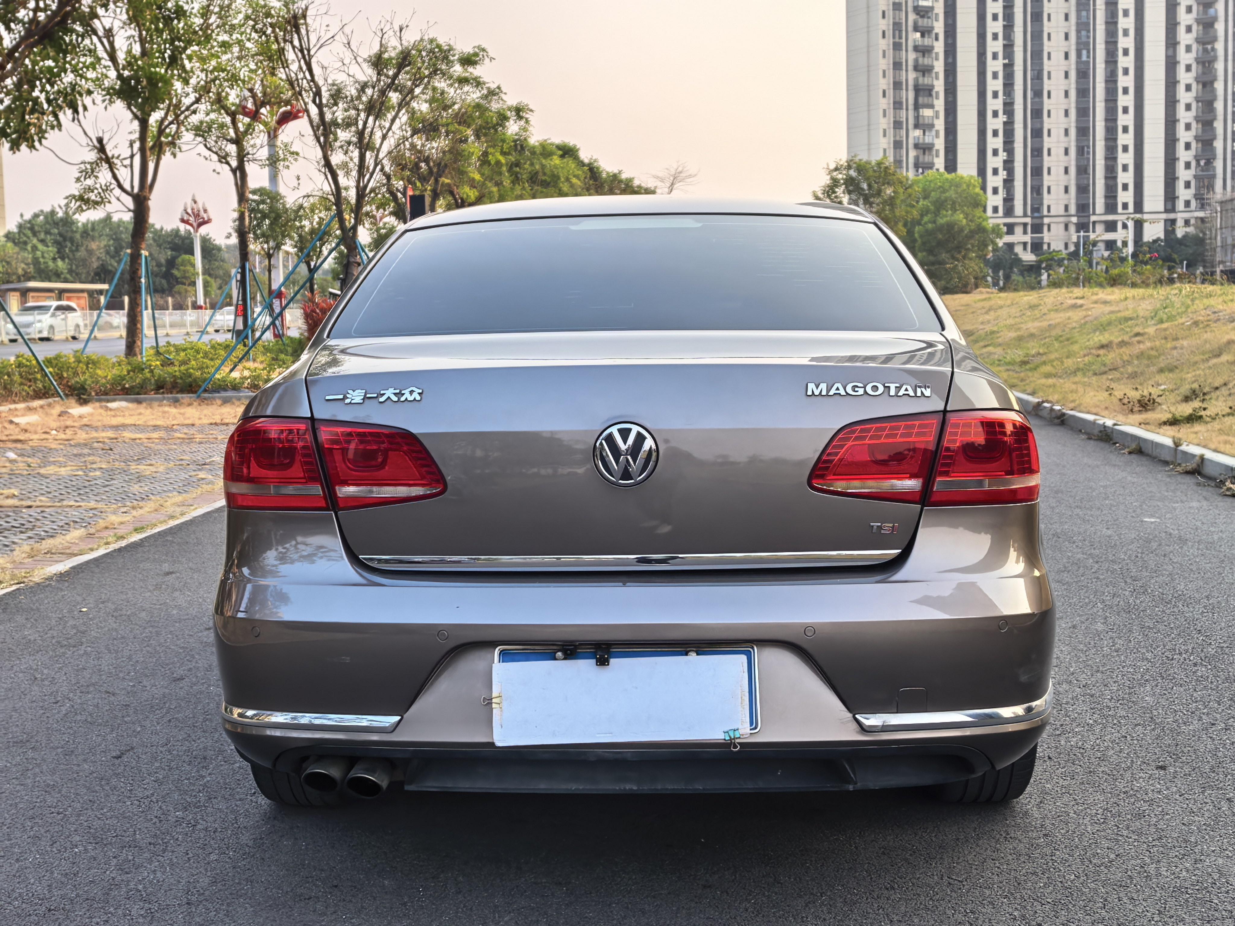 Volkswagen Magotan 2015 thumb 3
