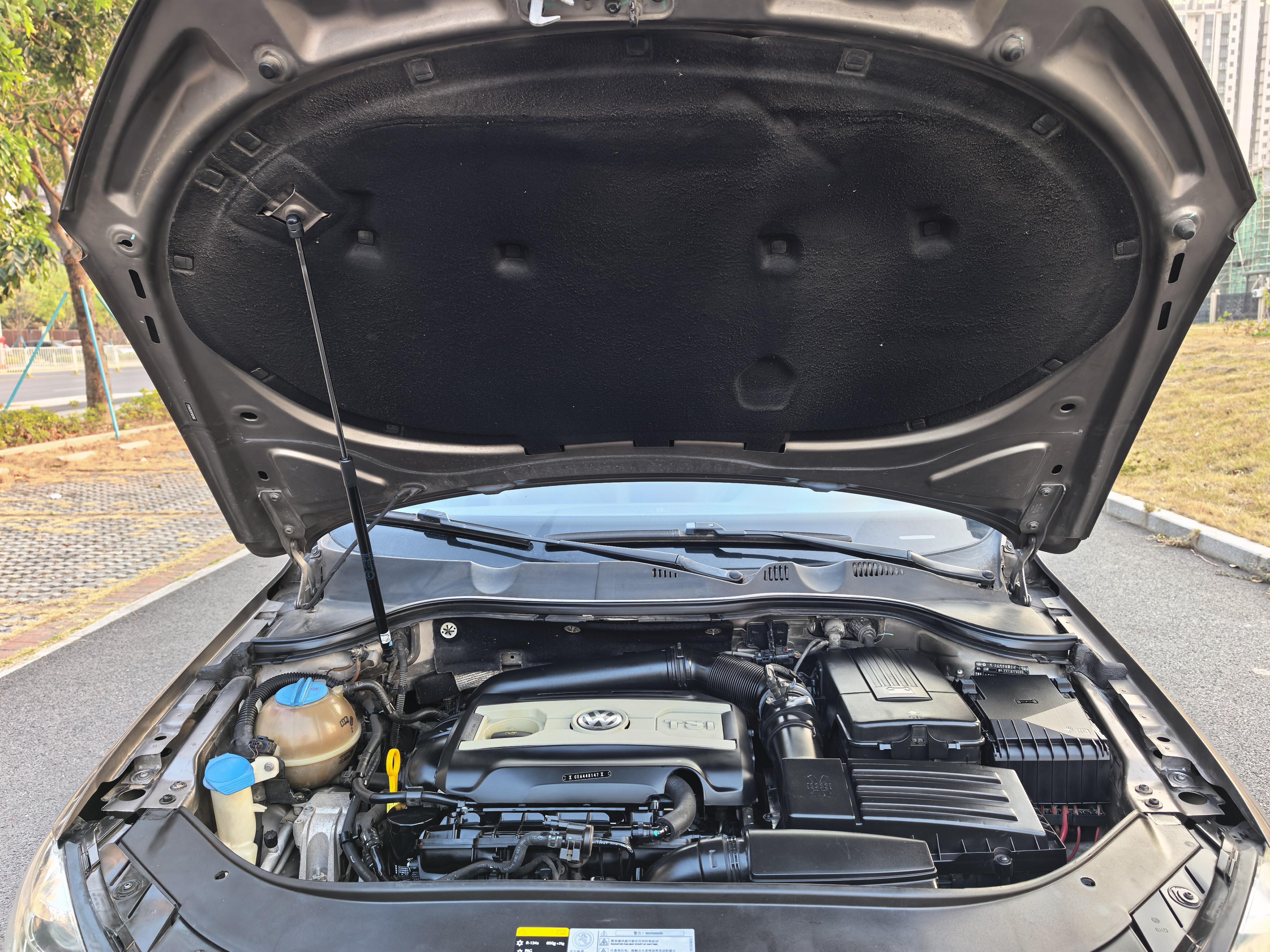 Volkswagen Magotan 2015 thumb 5