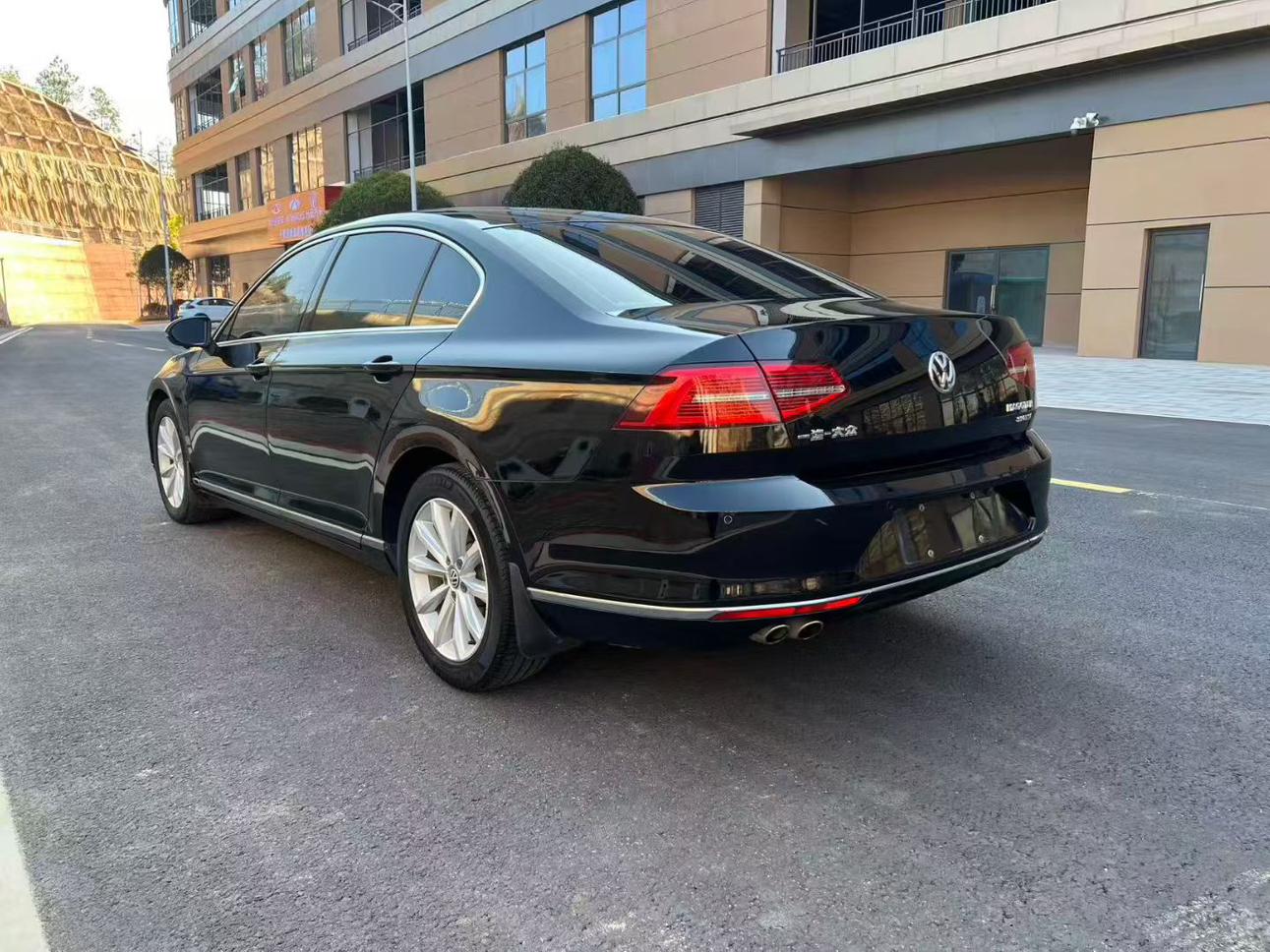 Volkswagen Magotan 2018 thumb 11