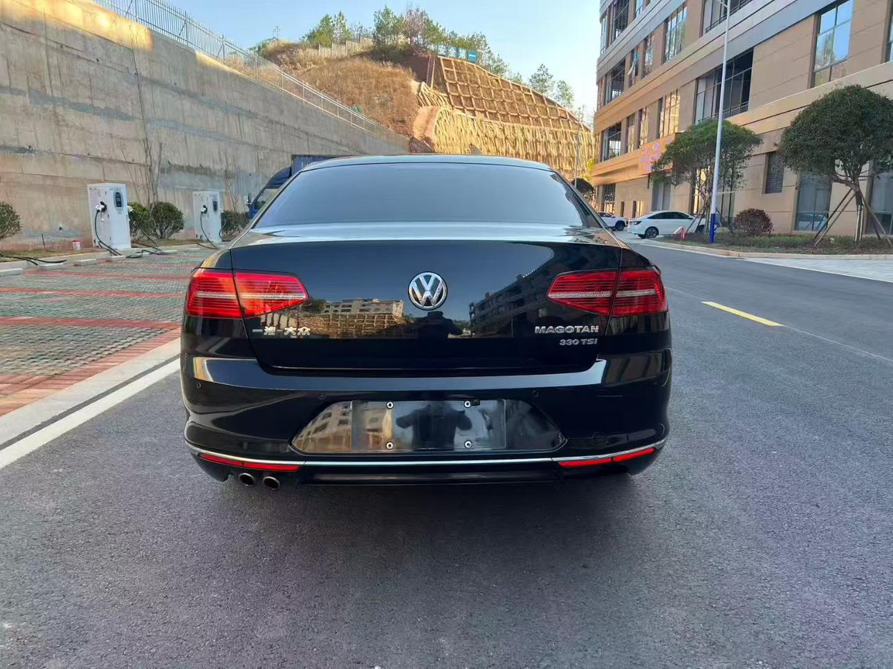 Volkswagen Magotan 2018 thumb 12