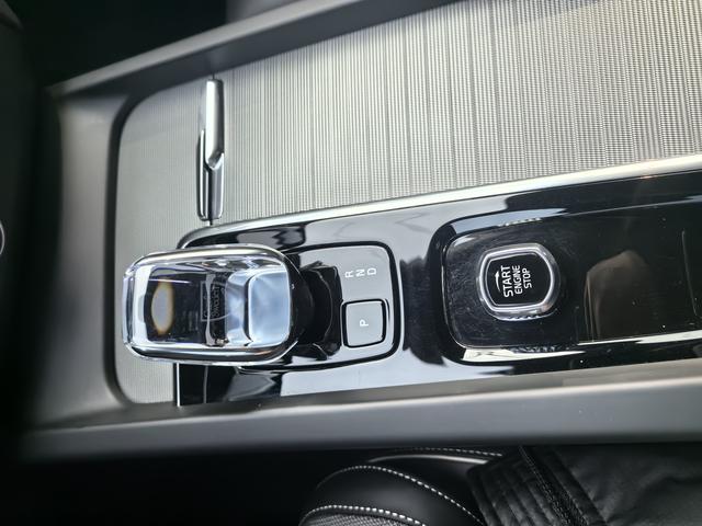 Volvo XC60 2025 thumb 5