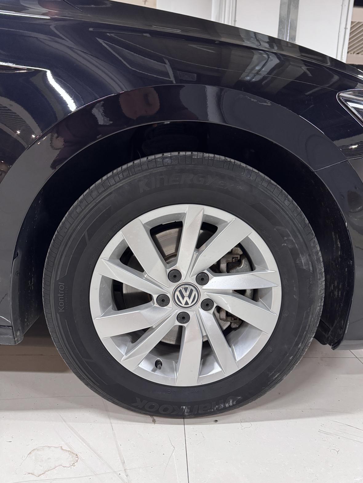 Volkswagen Passat 2024 thumb 3