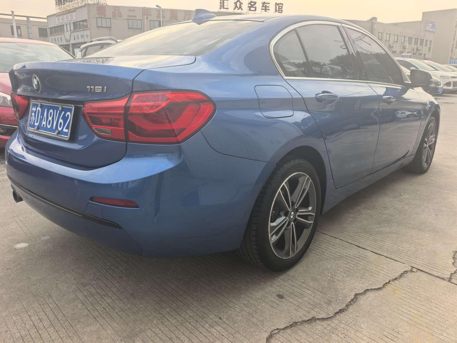BMW 1 серии 2018 thumb 5