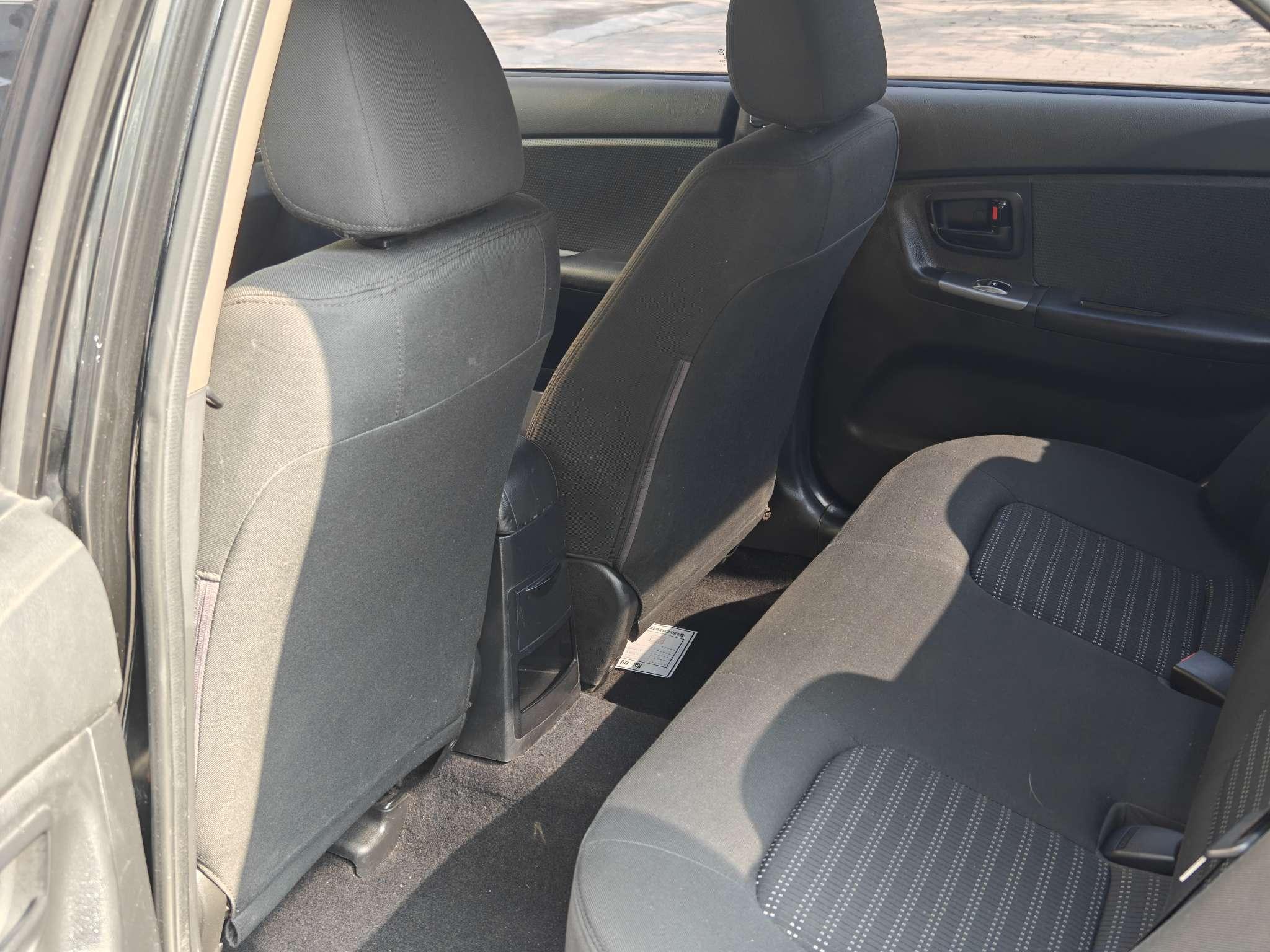 Kia Sorento 2010 thumb 8