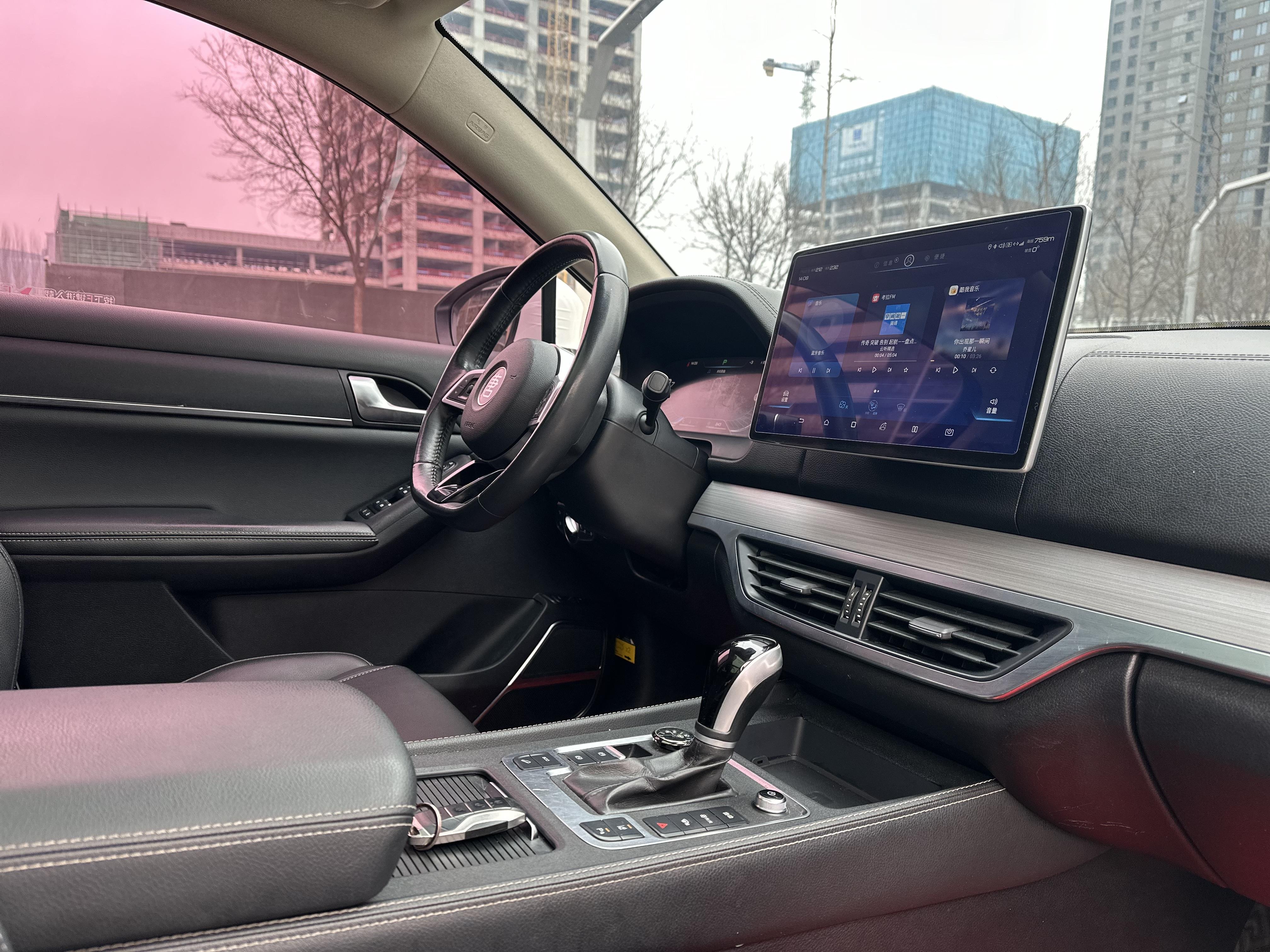 BYD Tang 2018 thumb 10