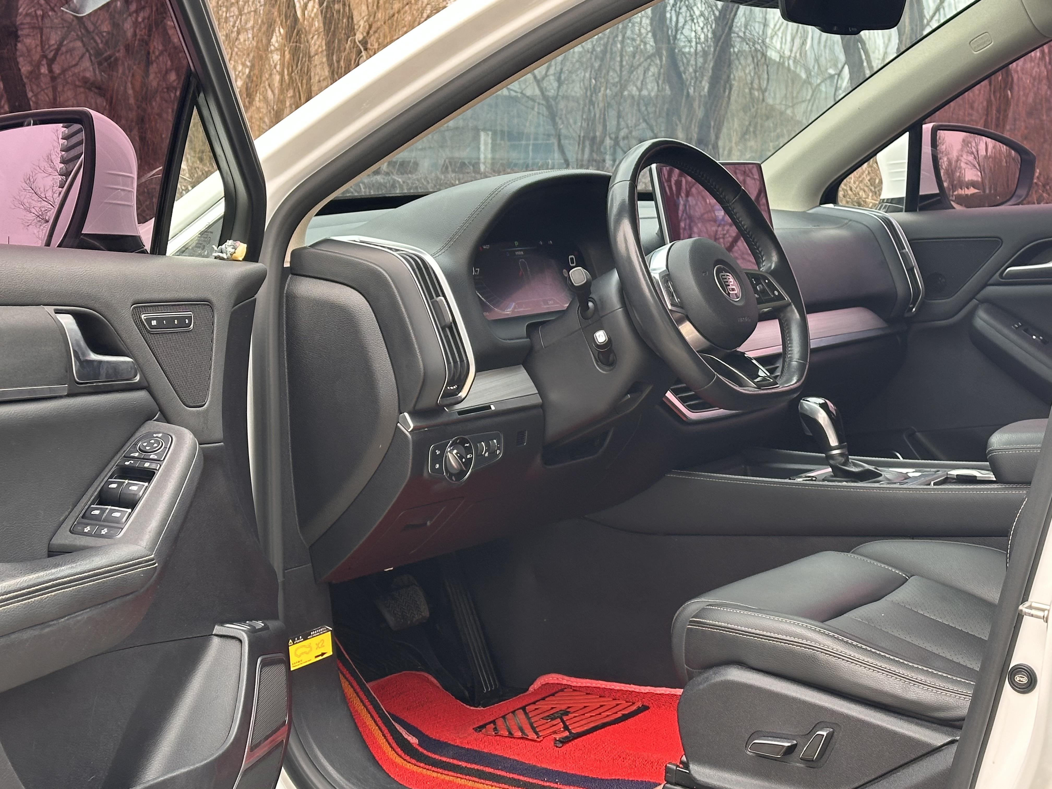 BYD Tang 2018 thumb 11