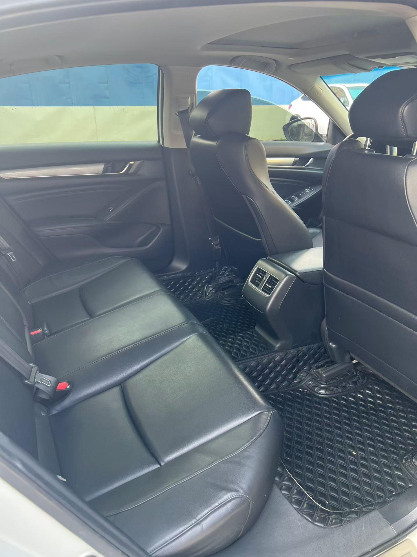 Honda Accord 2020 thumb 3