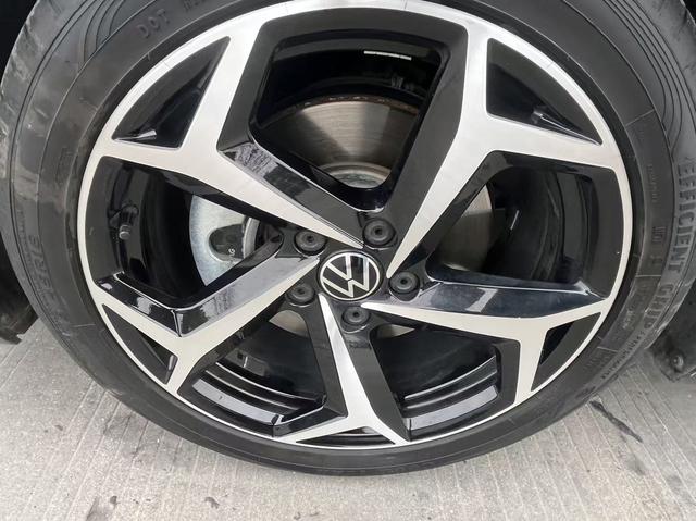 Volkswagen Passat 2023 thumb 8