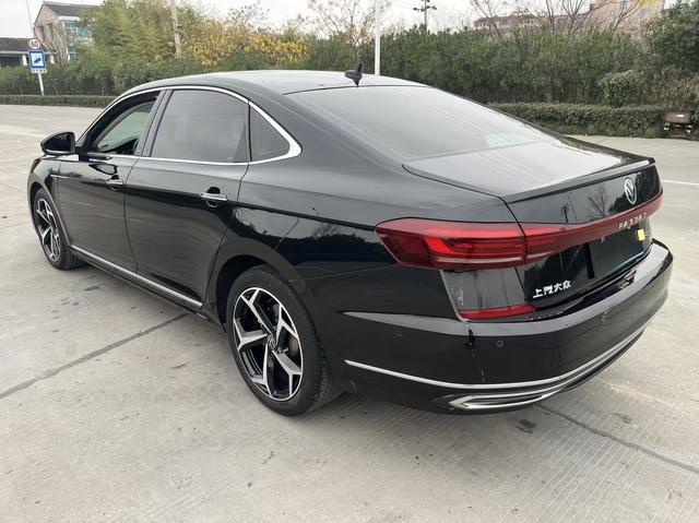Volkswagen Passat 2023 thumb 10