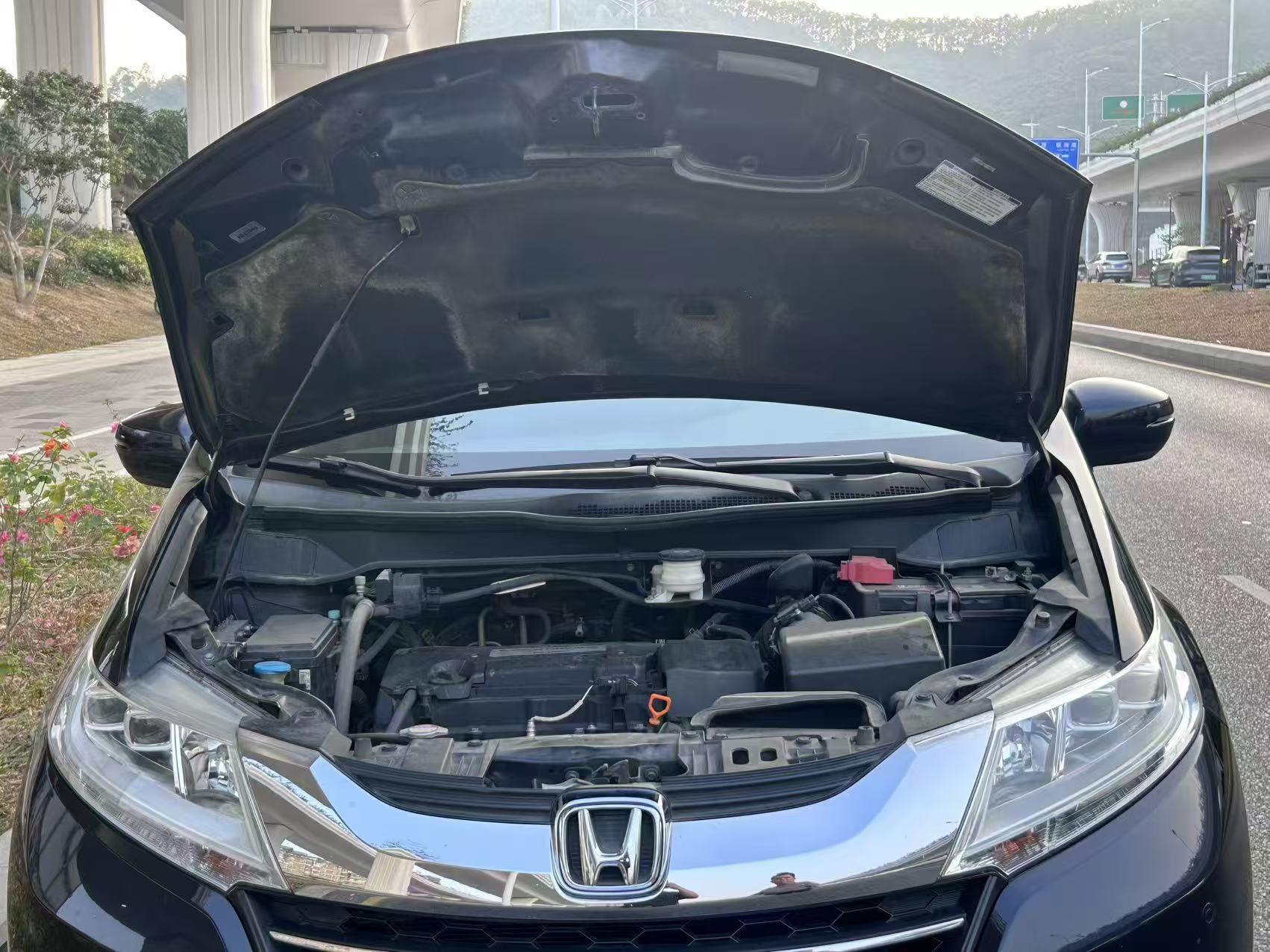 Honda Odyssey 2017 thumb 6