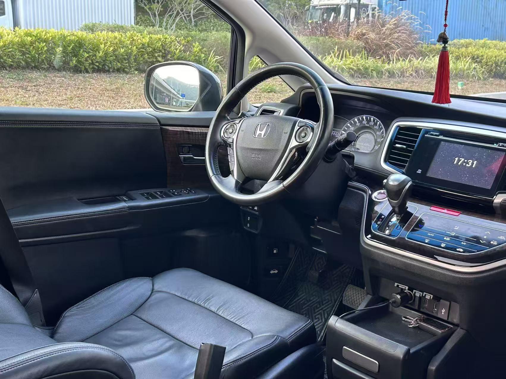 Honda Odyssey 2017 thumb 8
