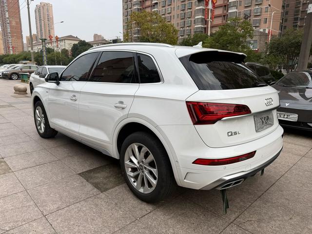 Audi Q5 2021 thumb 6