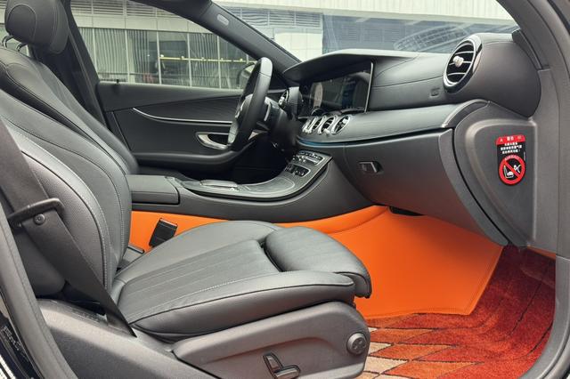 Mercedes-Benz E-Class 2022 thumb 8