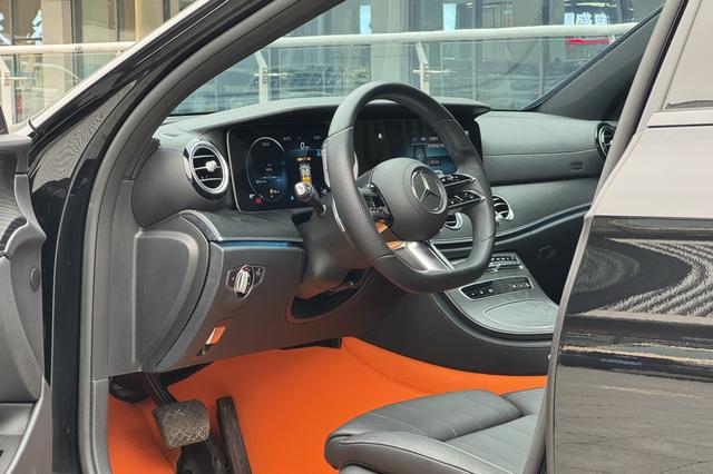 Mercedes-Benz E-Class 2022 thumb 9
