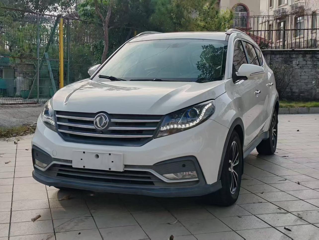 Dongfeng Fengon 580 2017 thumb 8