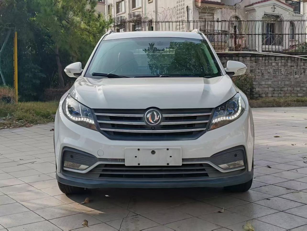 Dongfeng Fengon 580 2017 thumb 9