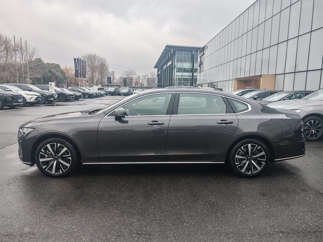 Volvo S90 2026 thumb 2