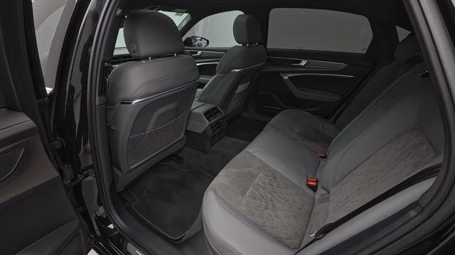 Audi A6 2021 thumb 11