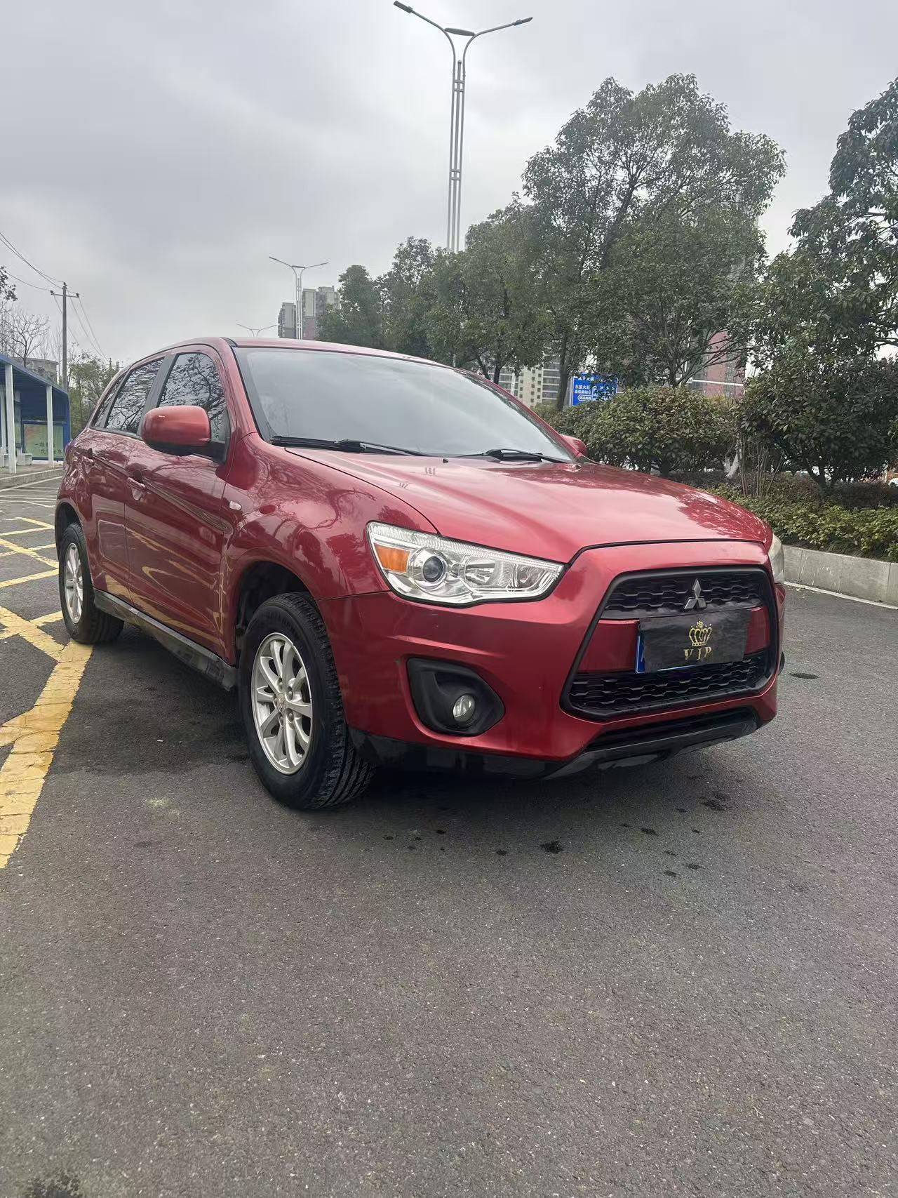 Mitsubishi ASX 2015 thumb 10