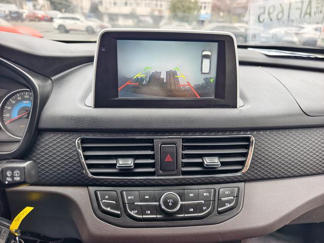 Dongfeng Fengon 330 2019 thumb 6