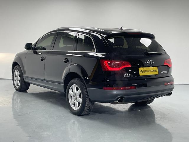 Audi Q7 2015 thumb 3