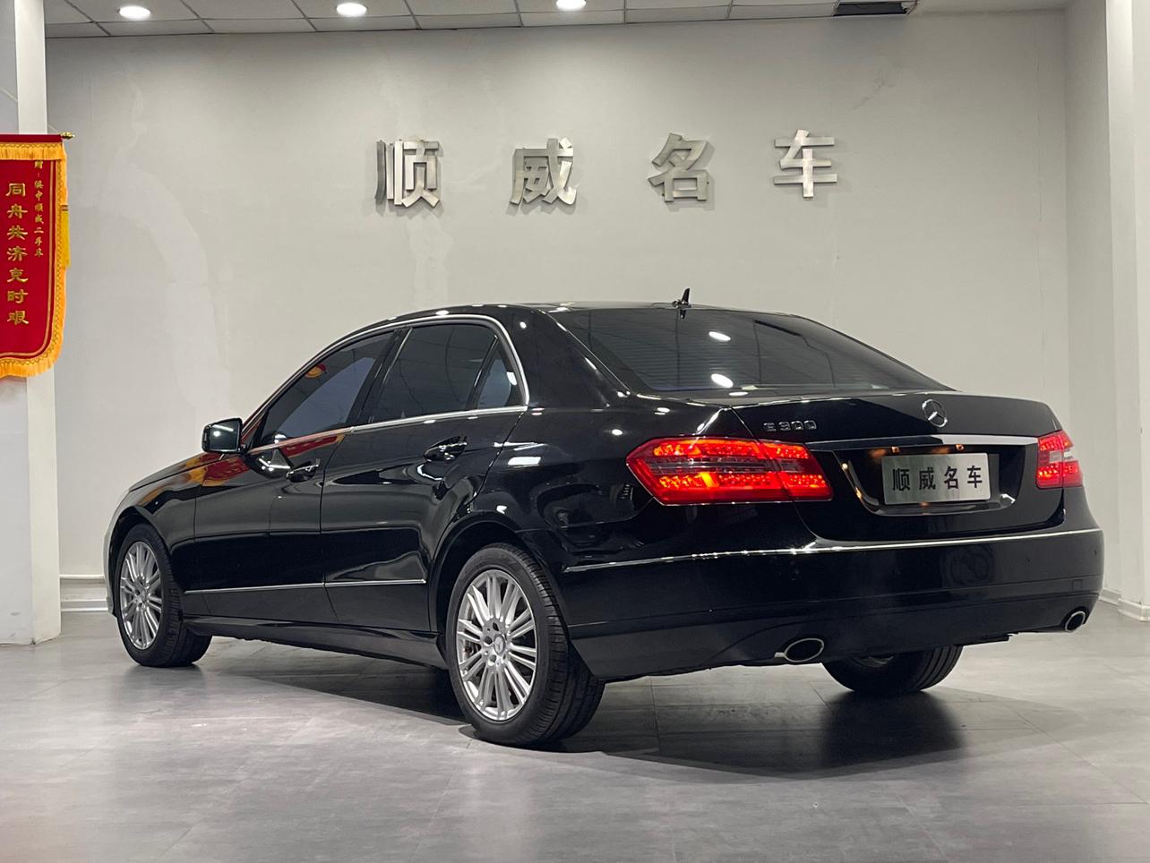 Mercedes-Benz E-Class 2010 thumb 7