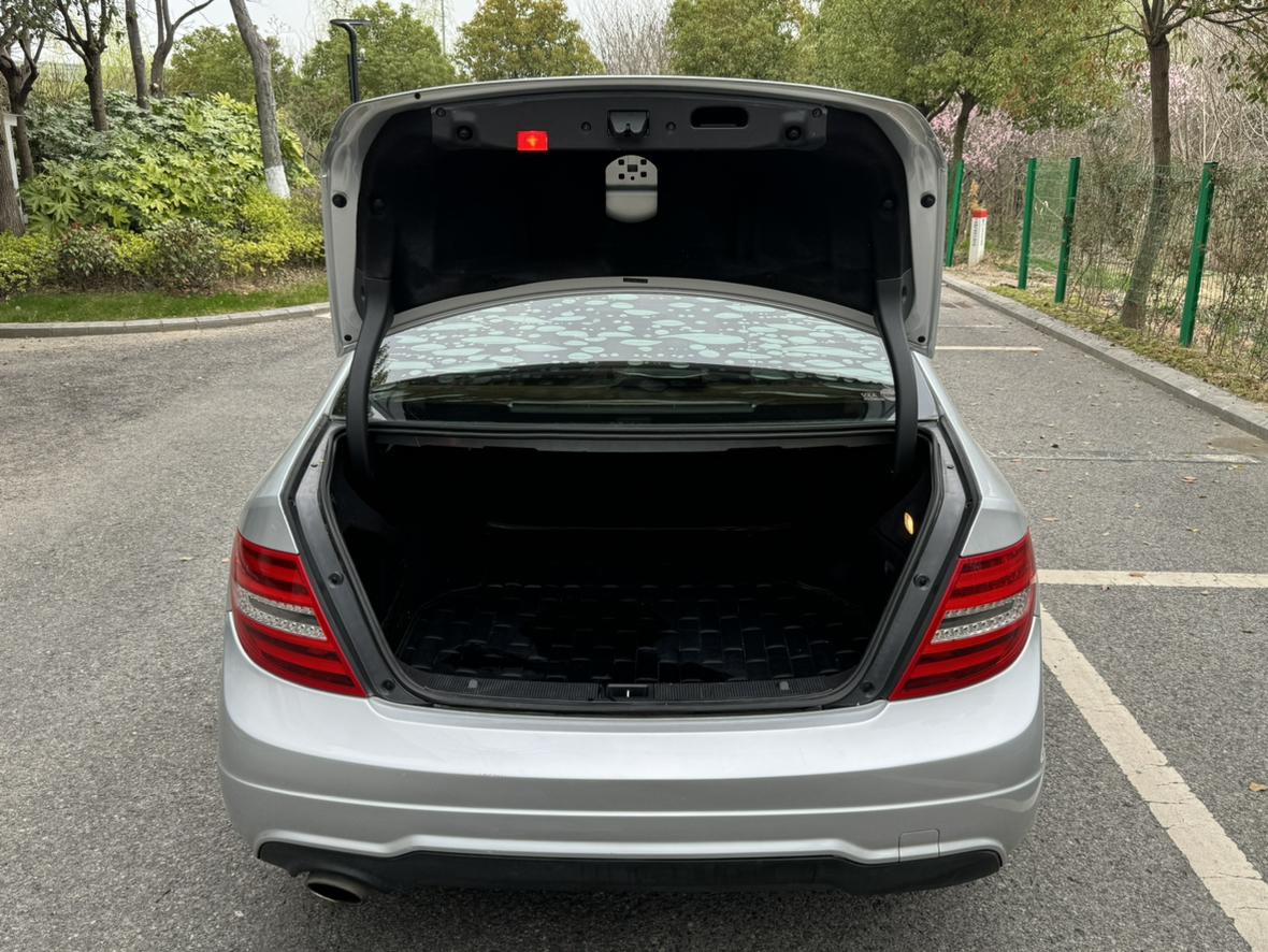 Mercedes-Benz C-Class 2014 thumb 12