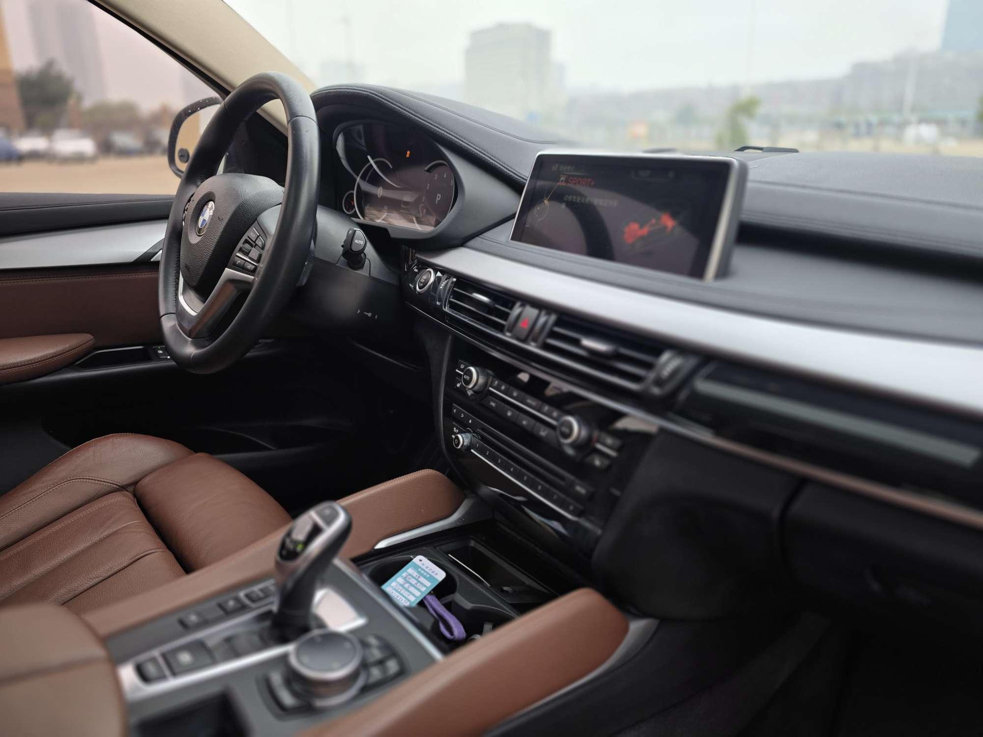 BMW X6 2016 thumb 11