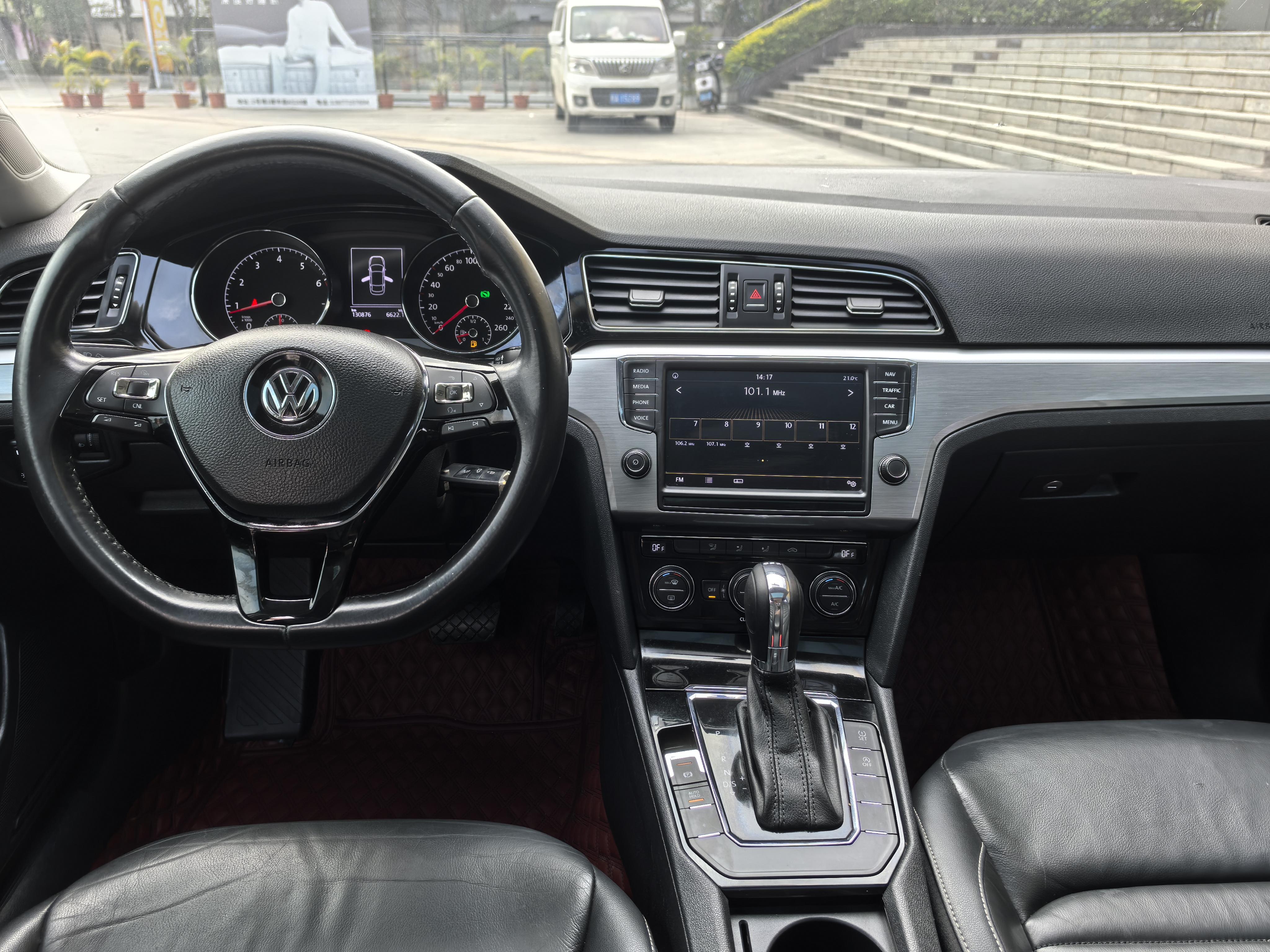 Volkswagen Lamando 2018 thumb 6