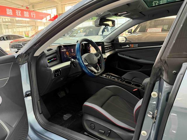 Volkswagen Lamando 2023 thumb 4