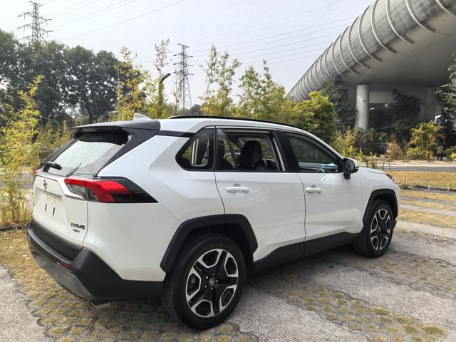 Toyota RAV4 2022 thumb 7