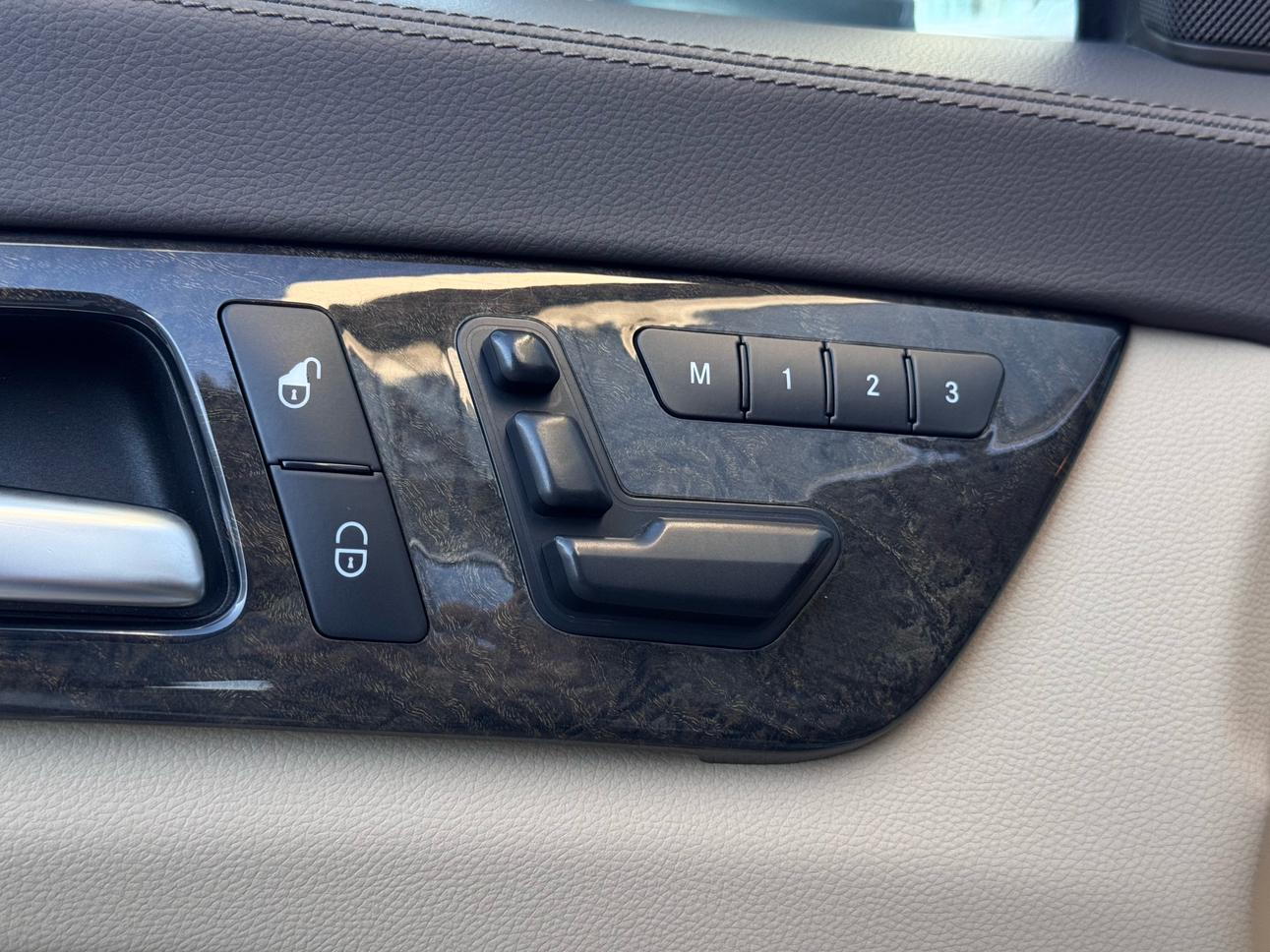 Mercedes-Benz CLS 2012 thumb 10
