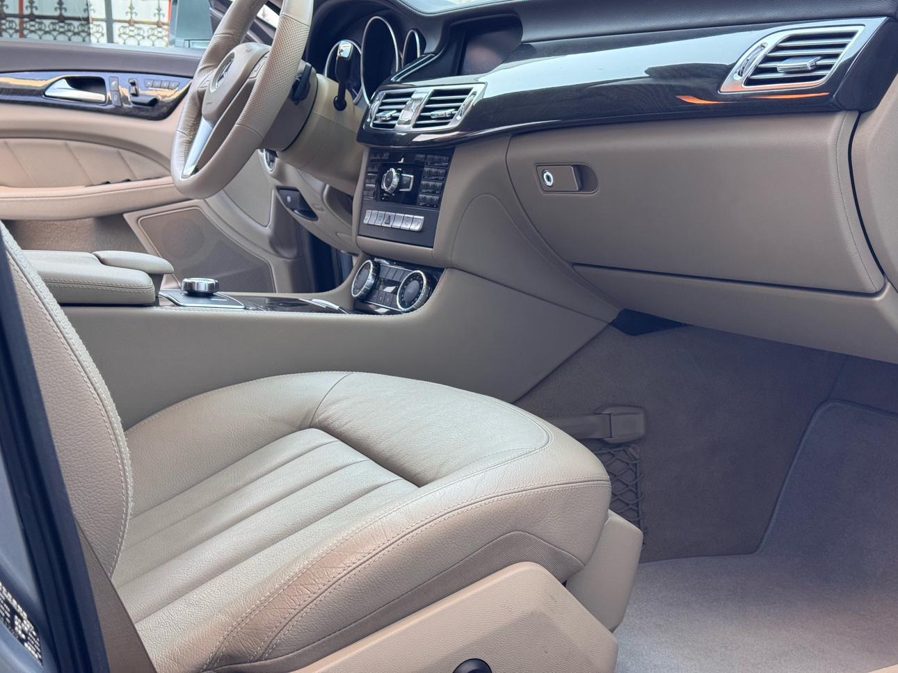 Mercedes-Benz CLS 2012 thumb 12