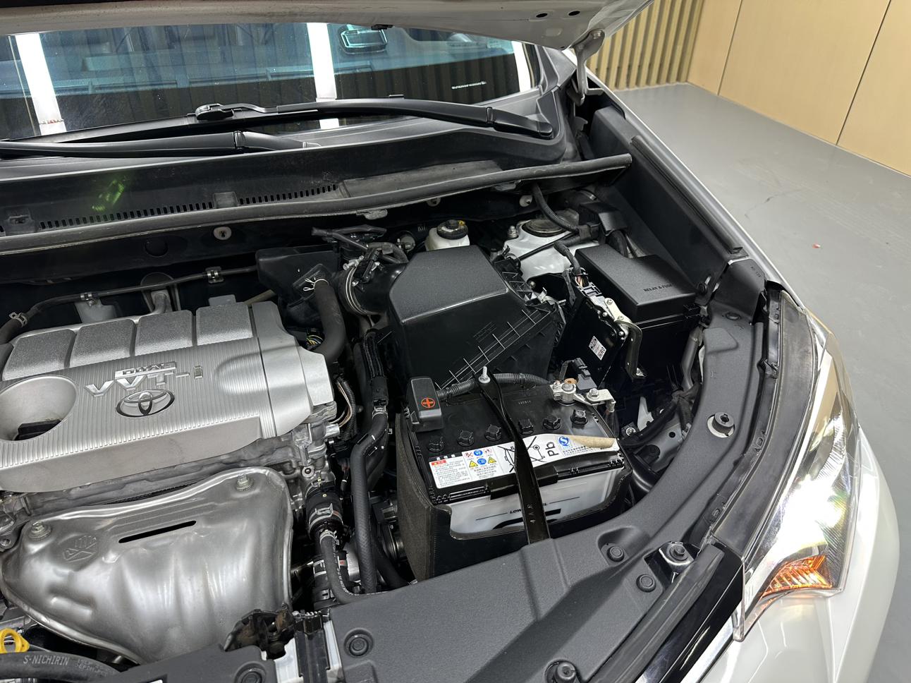 Toyota RAV4 2019 thumb 10