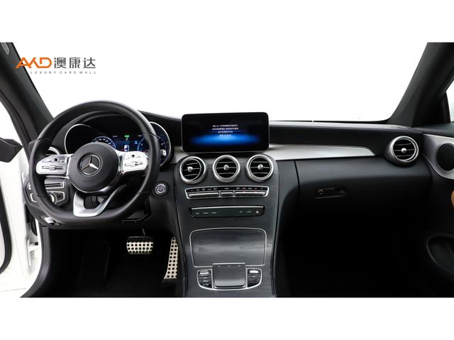 Mercedes-Benz C-Class 2019 thumb 4