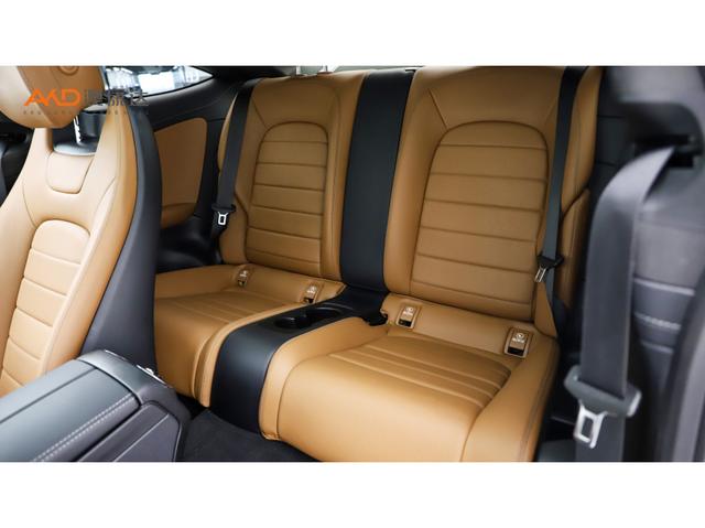 Mercedes-Benz C-Class 2019 thumb 6