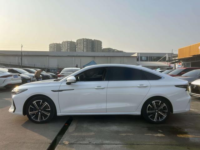 Chery Arrizo 8 2022 thumb 8